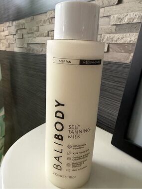 Bali Body Self Tanning Milk - new unused
